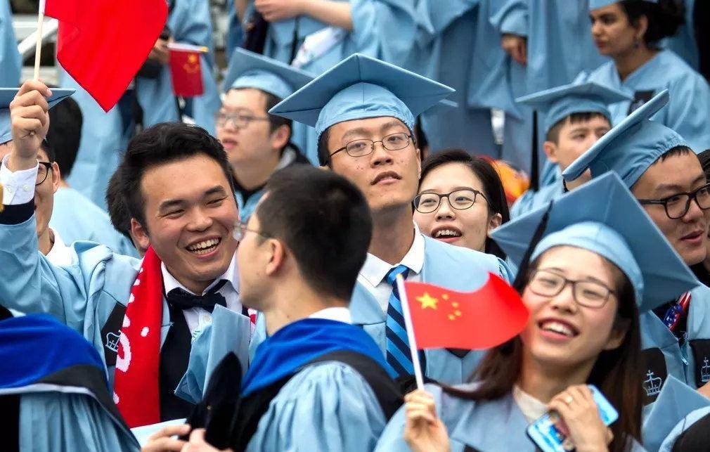 中国留学生在日本大受欢迎，1月7日，日本东京大学“挤满”中国留学生，日本媒体报道