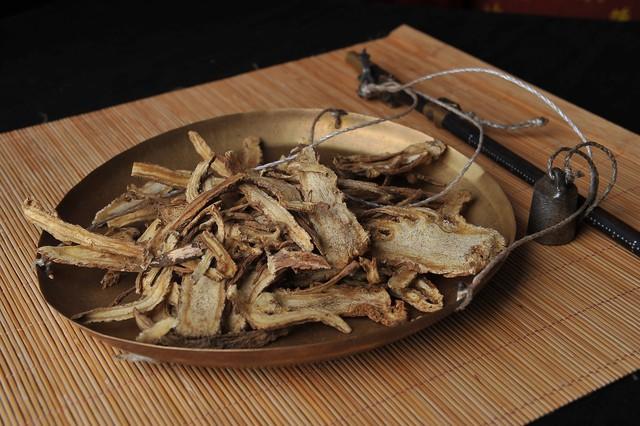 萎缩性胃炎反复不愈，多因脾胃虚寒！一味"温养"要药，帮你养回胃气之根中医讲，