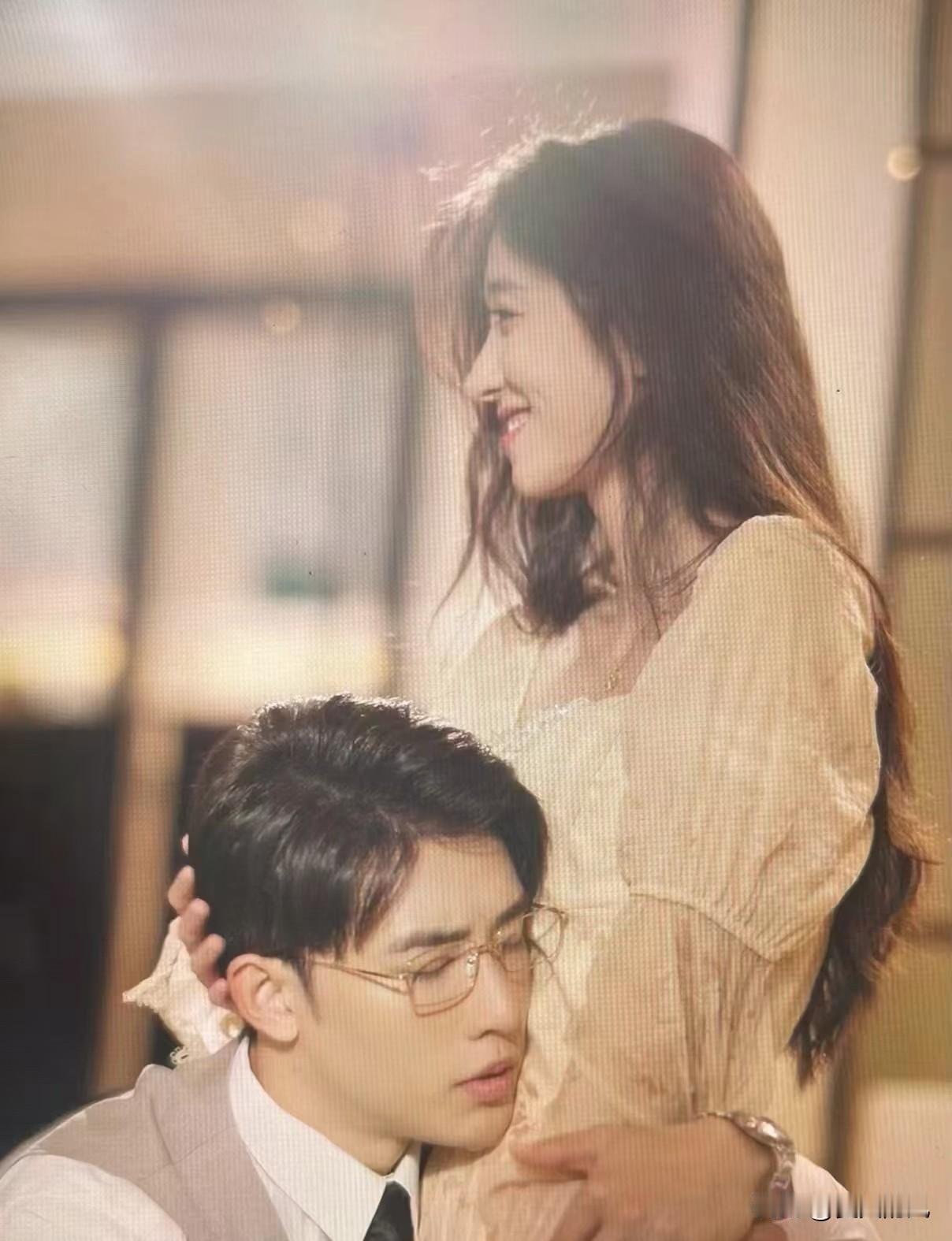 当长剧还在注水凑集数时，短剧女王王格格，已经带观众体验了七八种人生。从《