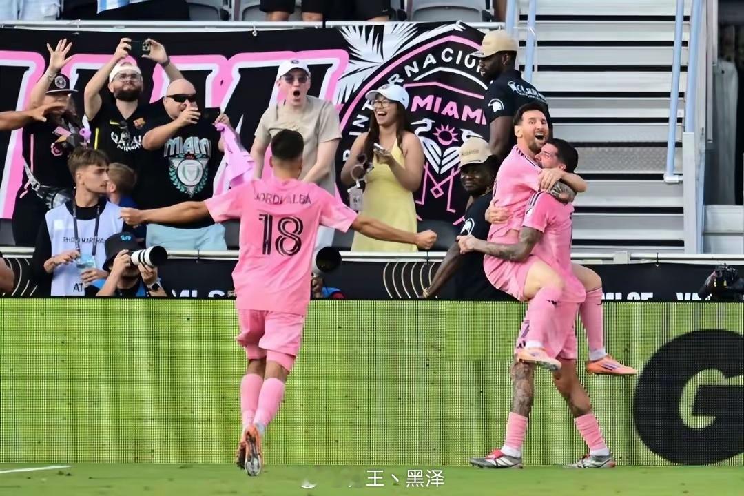 金球奖稳了，梅西本赛季打进46球送出28助攻拿到第48冠!不出意外的没有意外，梅