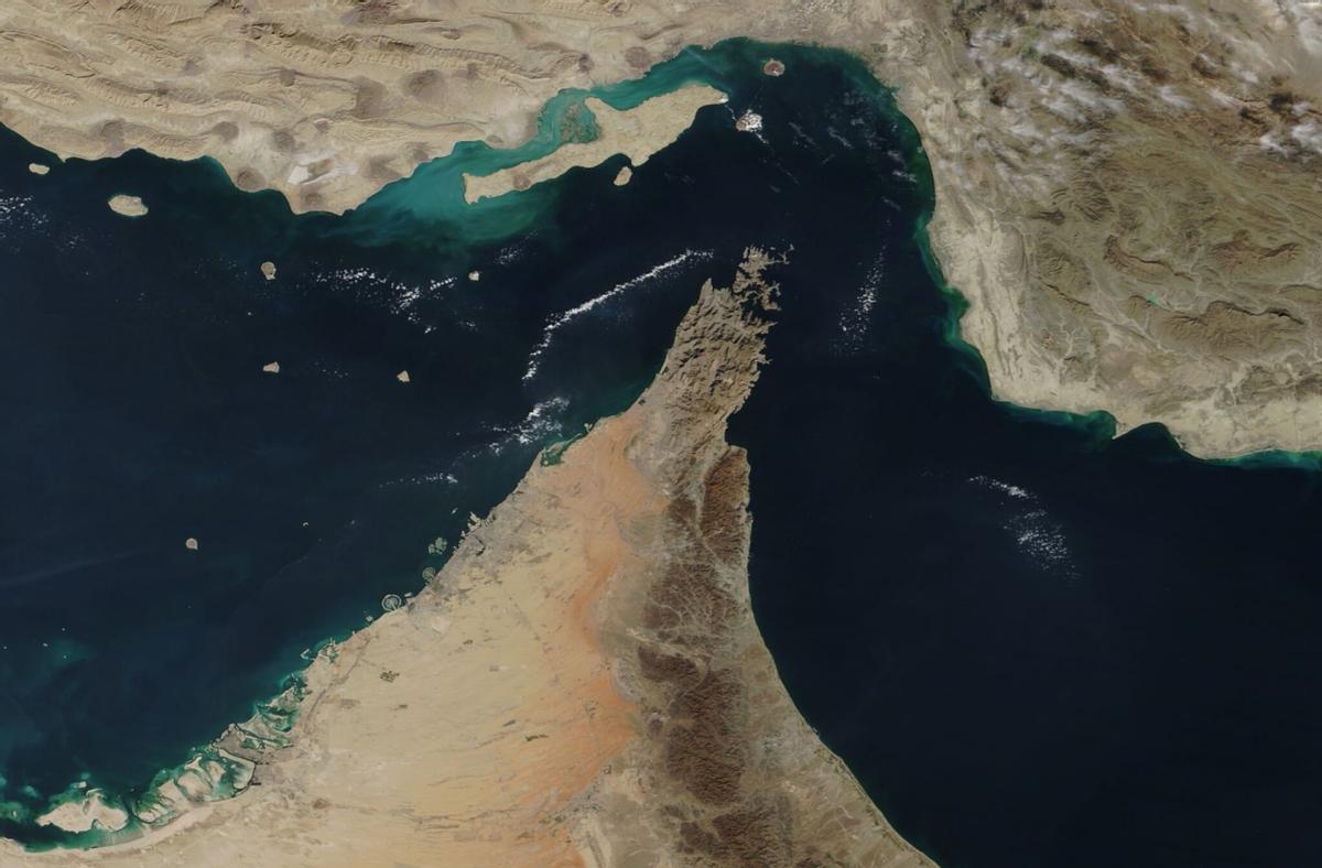 乌克兰越来越怀疑美国打伊朗就是为了帮助俄罗斯，现在基辅惊恐地发现，油价已经突破1