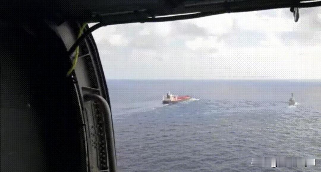 春节档美军再扣中国香港油轮美军春节在印度洋扣下第九艘涉中油轮。当地时间2
