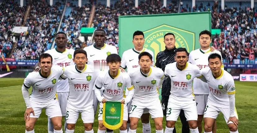 2025年足协杯和联赛全部结束，4大奖项出炉1、足协杯冠军——北京国安2、足协杯