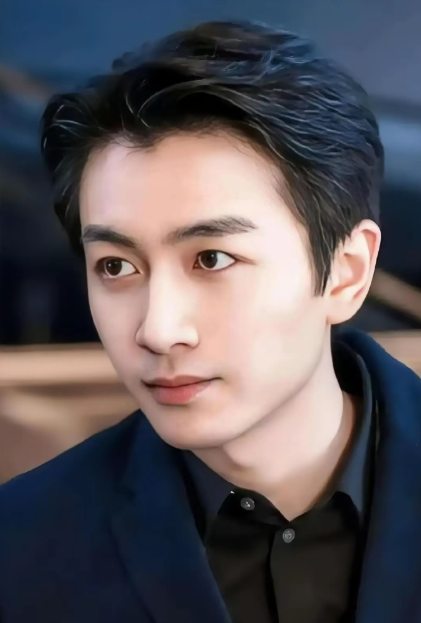 陈晓被曝在剧组里对合不来的同事直接零互动，收工就钻回房车，连表面客气都懒得装。