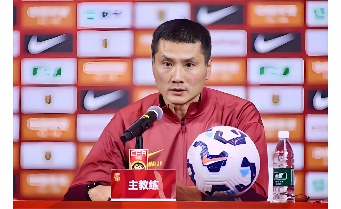 实话实说，佳一的新一期国足不受待见，有一部分人不看好邵佳一，原因是邵佳一在选人用