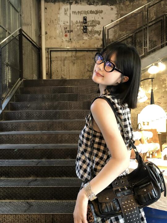 请吃饭的姐姐