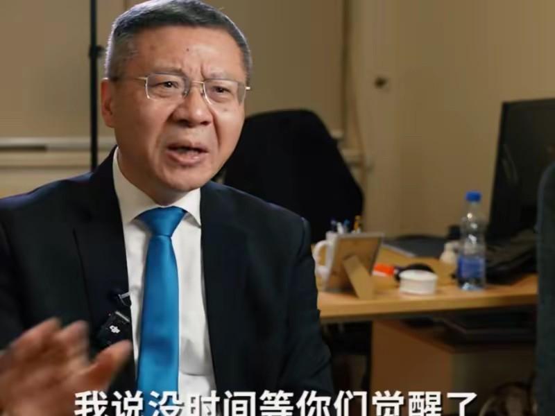 有一次在外网跟东南小岛上的蛙人对线，这货说如果发起梧桐，我这样的人就会被抓壮丁，