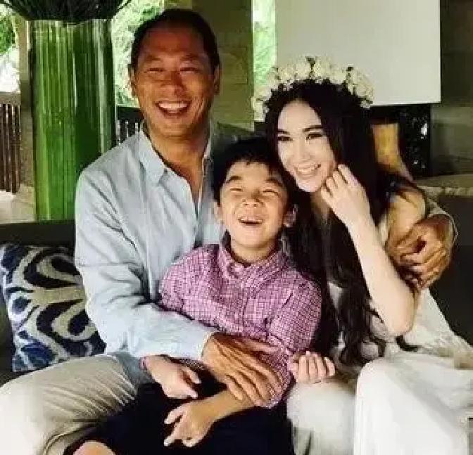 豪门独子23年无后她一句不生，他顶住全族，把豪门规矩撕成废纸。200