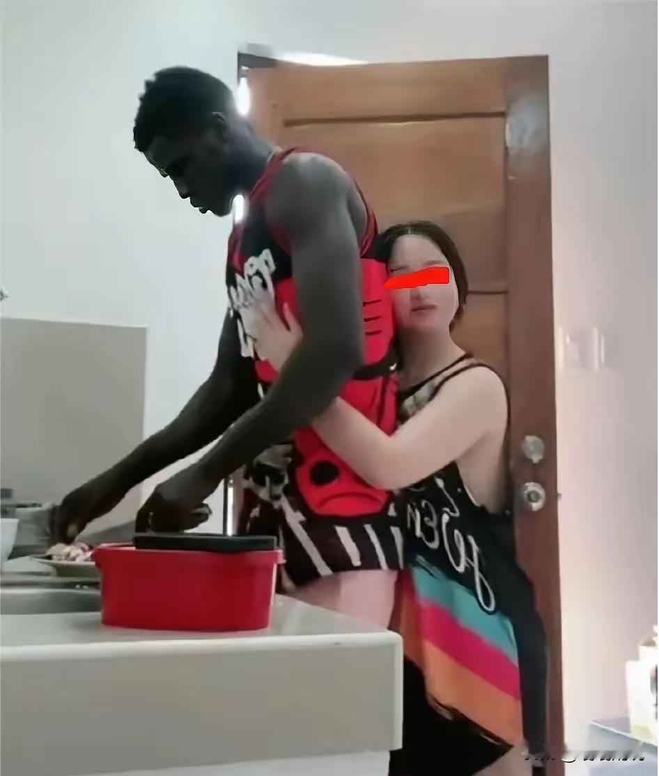 “外国滤镜”碎了的时候，疼的可不只是心还有钱包！22岁姑娘