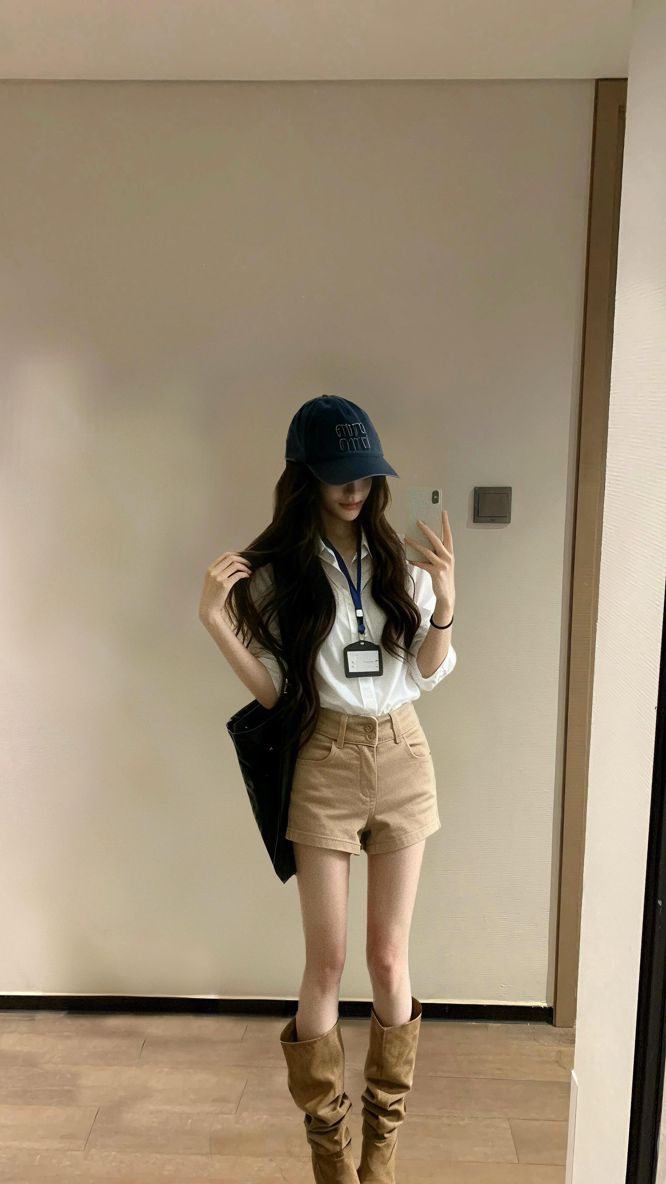 夏天出游适合哪一套。