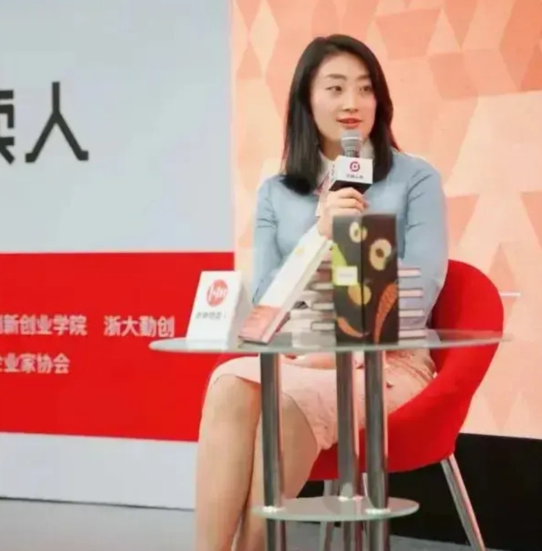 如果我是宗馥莉，我的报复会更猛，自己本来幸福的一家三口，有温柔的妈妈和慈爱的父亲