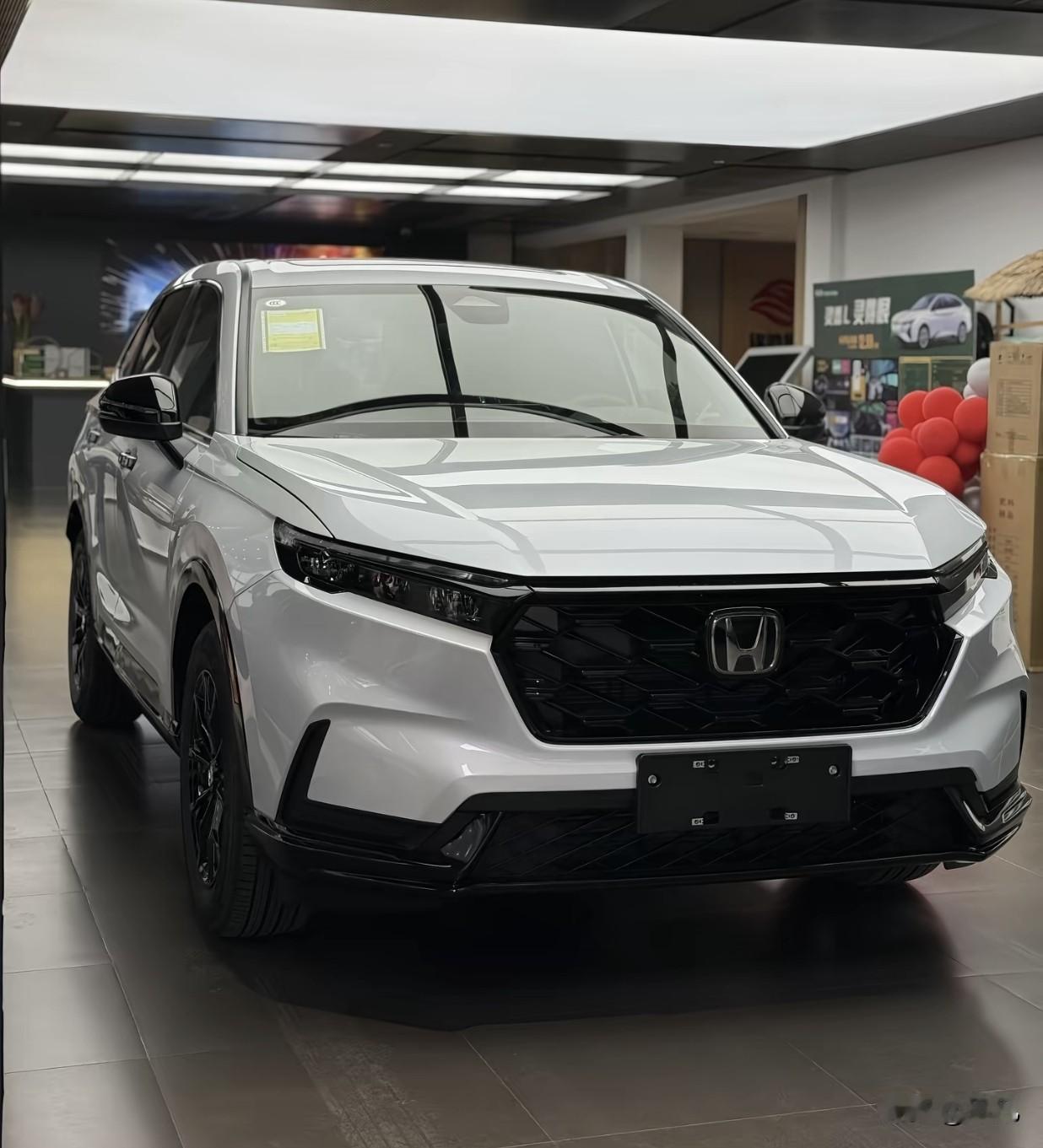 14.59万起的本田CR-V荣耀款到底值不值？别人问我本田CR-V新款贵不