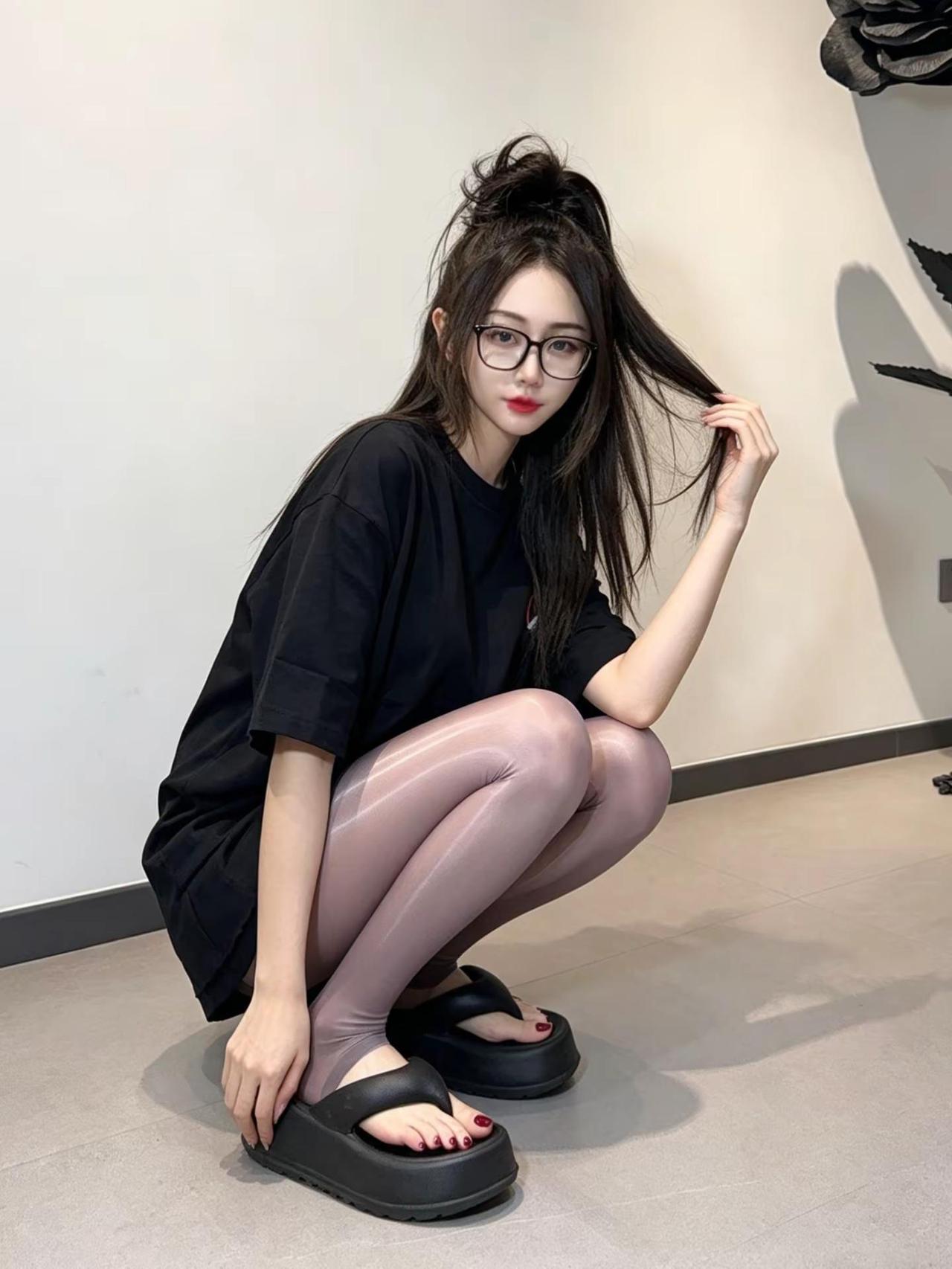 就爱穿人字拖。