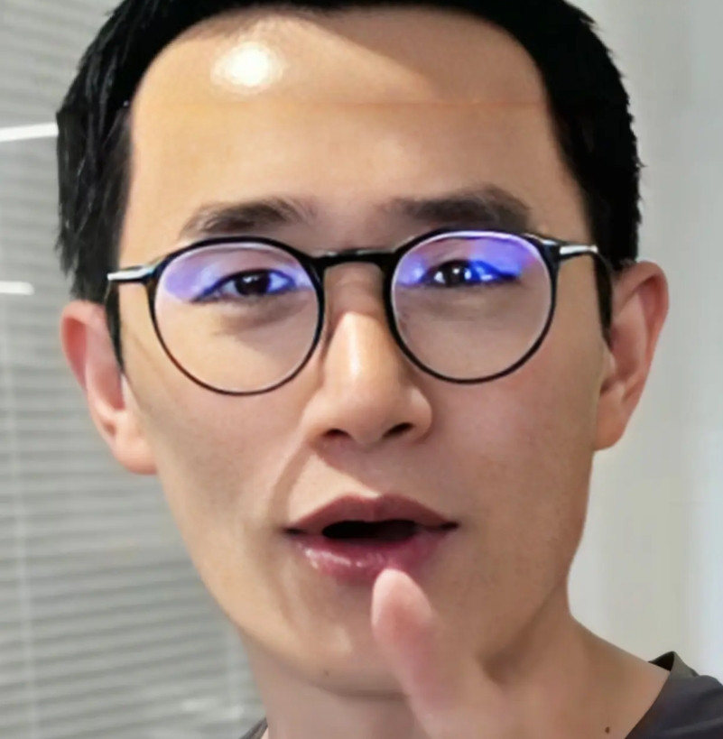 我怀疑王腾，是被冤枉的。因为从一些迹象来看，小米的花重金放在研发手机上，手机