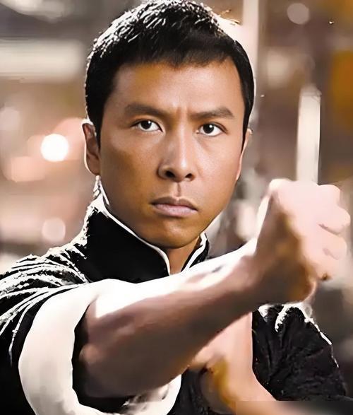 谁能想到，甄子丹拍戏“只对一人”真打？不是成龙，不是洪金宝，偏偏是李连杰。他