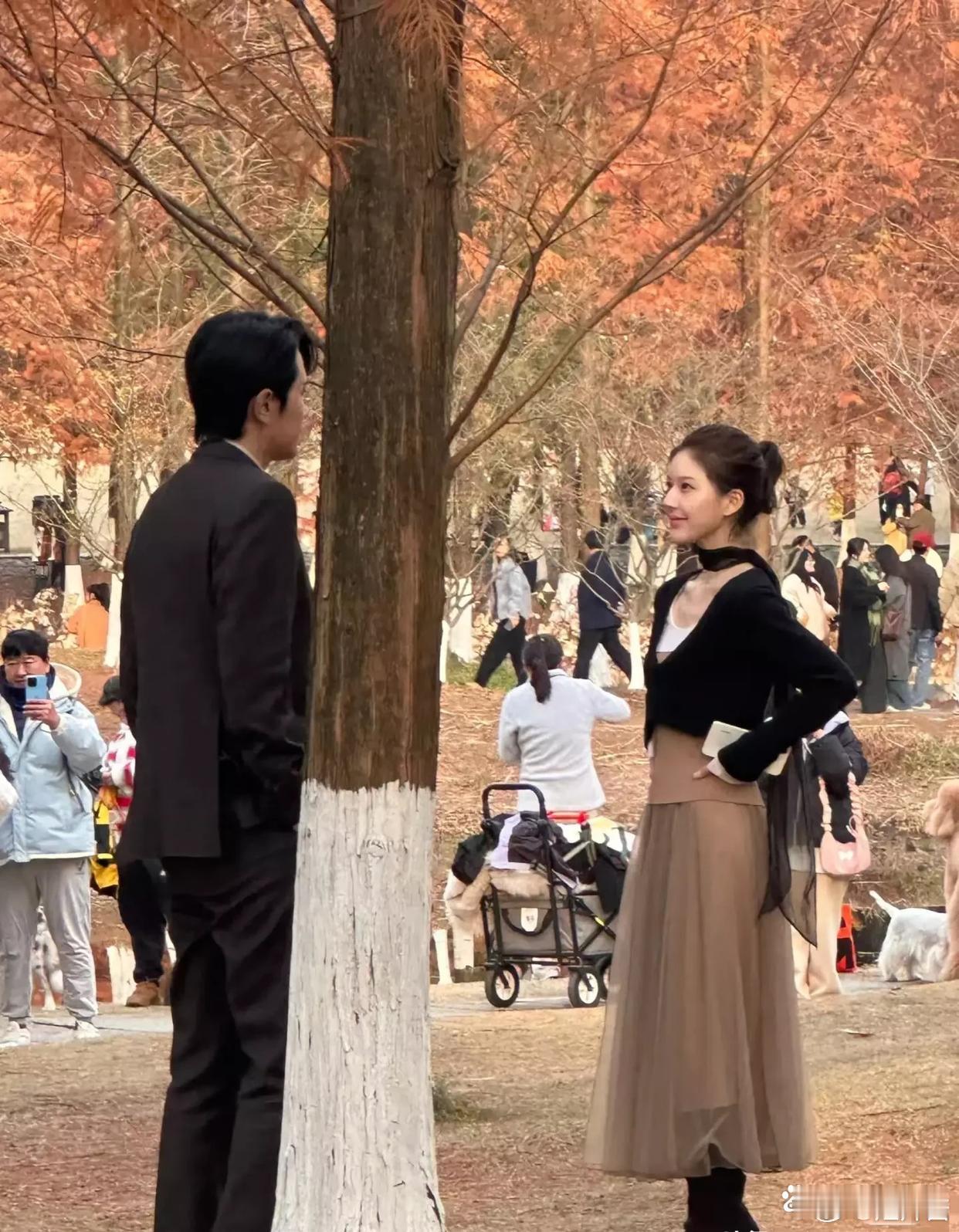 赵露思这个高跟鞋……这男生是有多高啊！