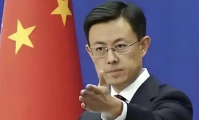 一位蒙古国网友在社交媒体上表示，若中国不开放领空配合美蒙稀土运输，蒙古可请求美国