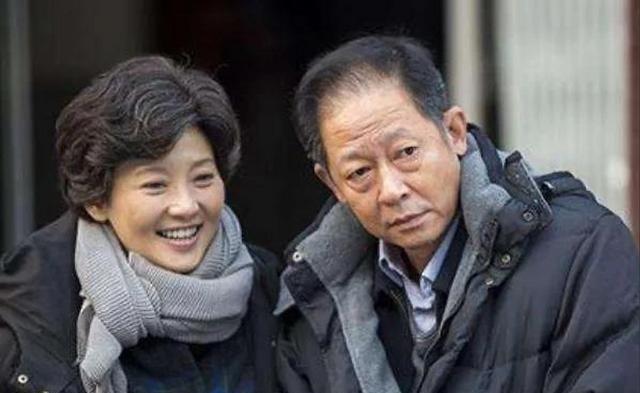 1988年，21岁的徐帆疯狂倒追老师王志文，同居了3年之后，王志文发现徐