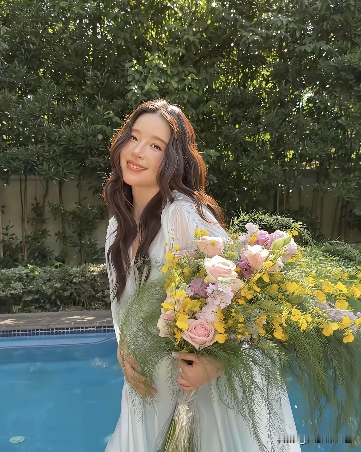 关于阚清子近日的热搜事件，愈演愈烈，真不敢相信网络上的传言。这位陈大夫说得对，