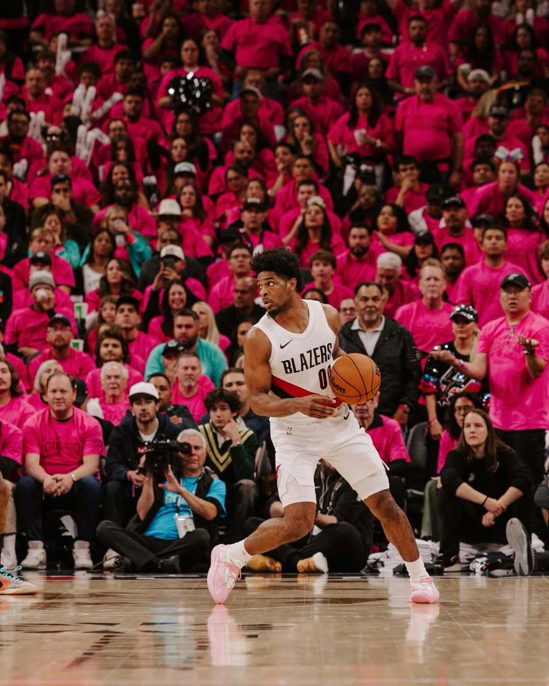 开拓者新老板太抠门了，为了省机酒让双向合同球员不要去客场！记者SeanHigh