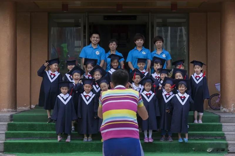 养孩子的最终目的是什么养孩子的最终目的是什么？其实，真不是养儿防老，也不是让孩