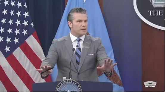 美防长赫格塞斯发出狂言！4月24日，据纽约时报等多家媒体报道，美国国防部长赫格塞