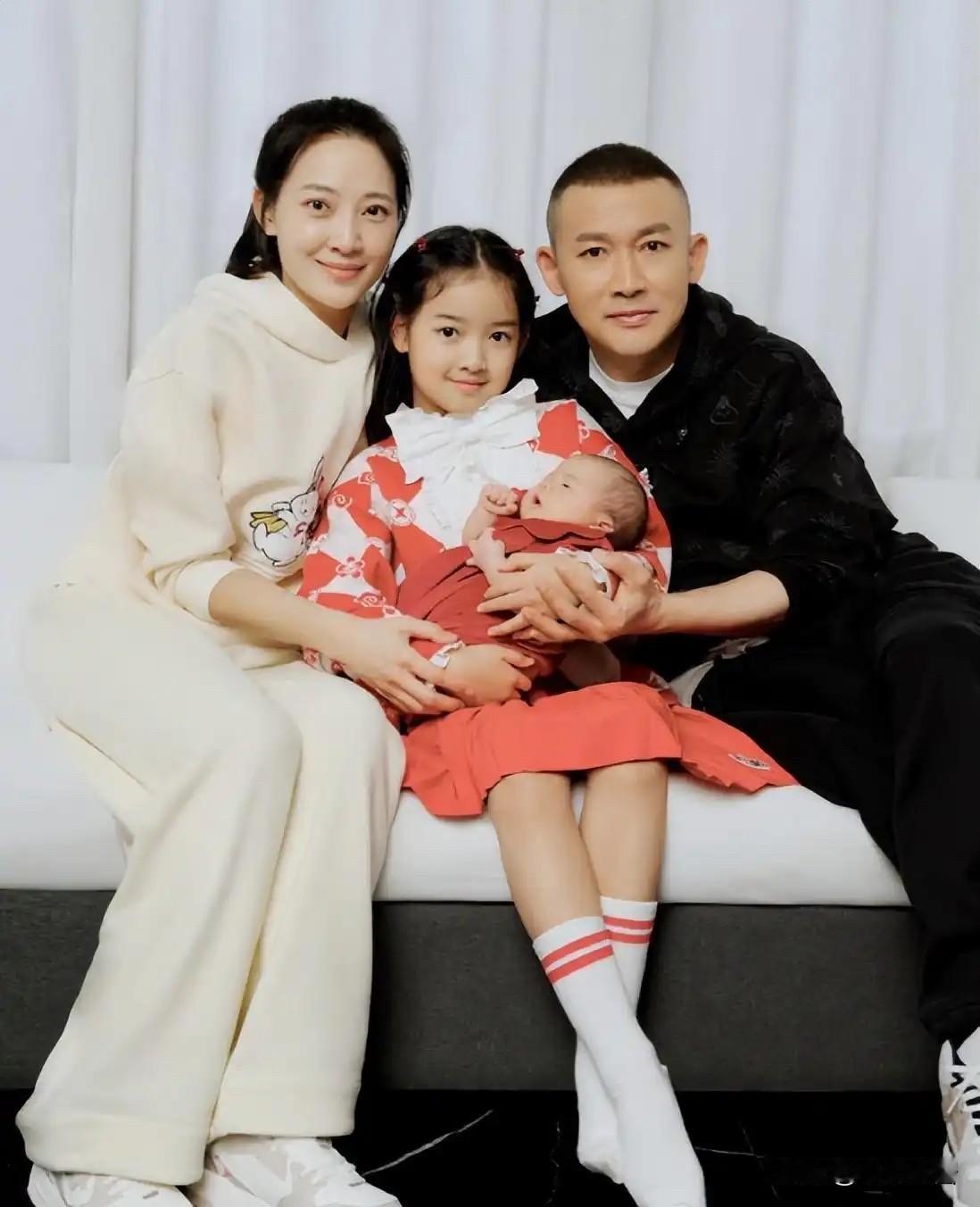 聂远，冲上热搜。12月10日，47岁的聂远，冲上热搜，聂远发文庆祝，11岁的