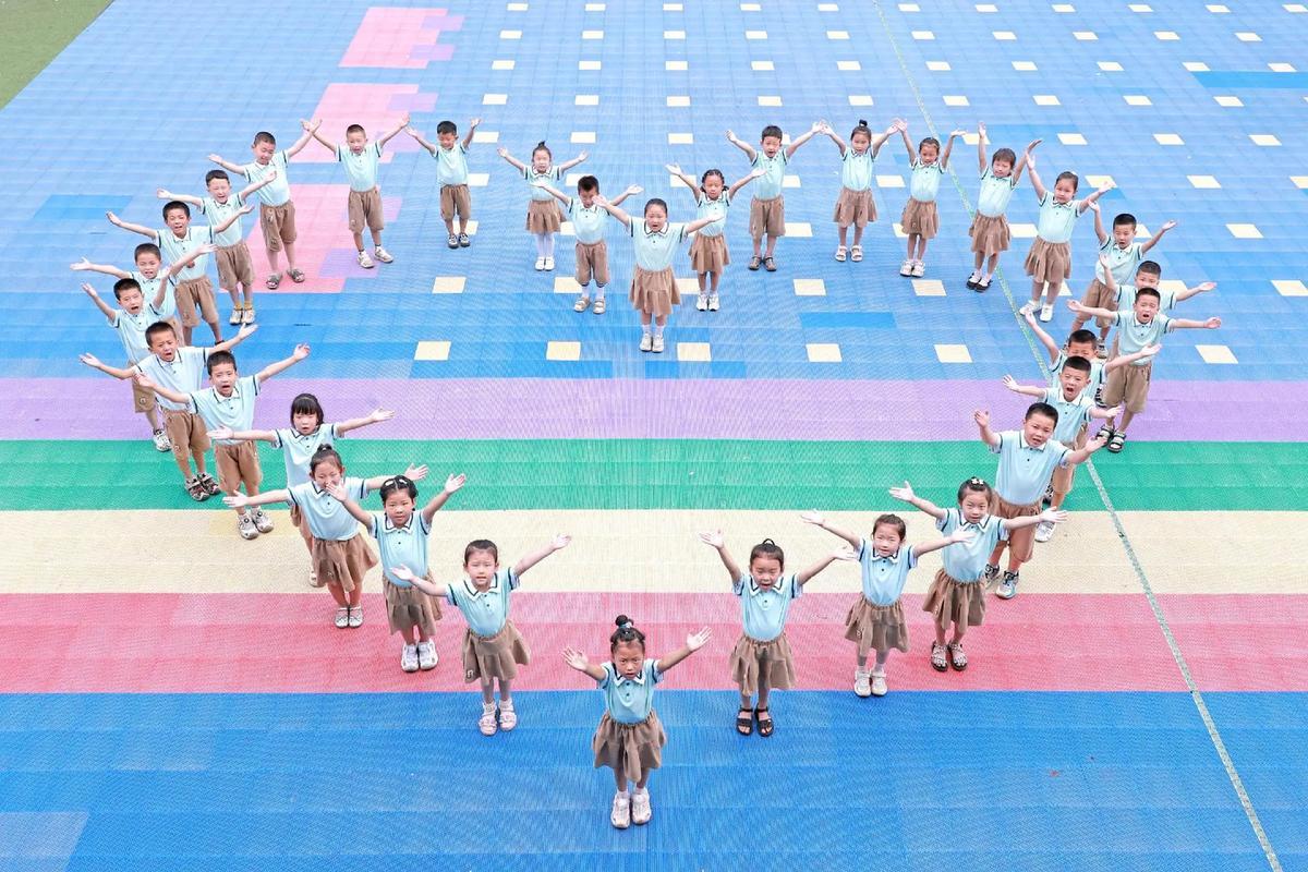 幼儿园数量在减少，比想象中的要快2021年，全国有29.48万所幼儿园202