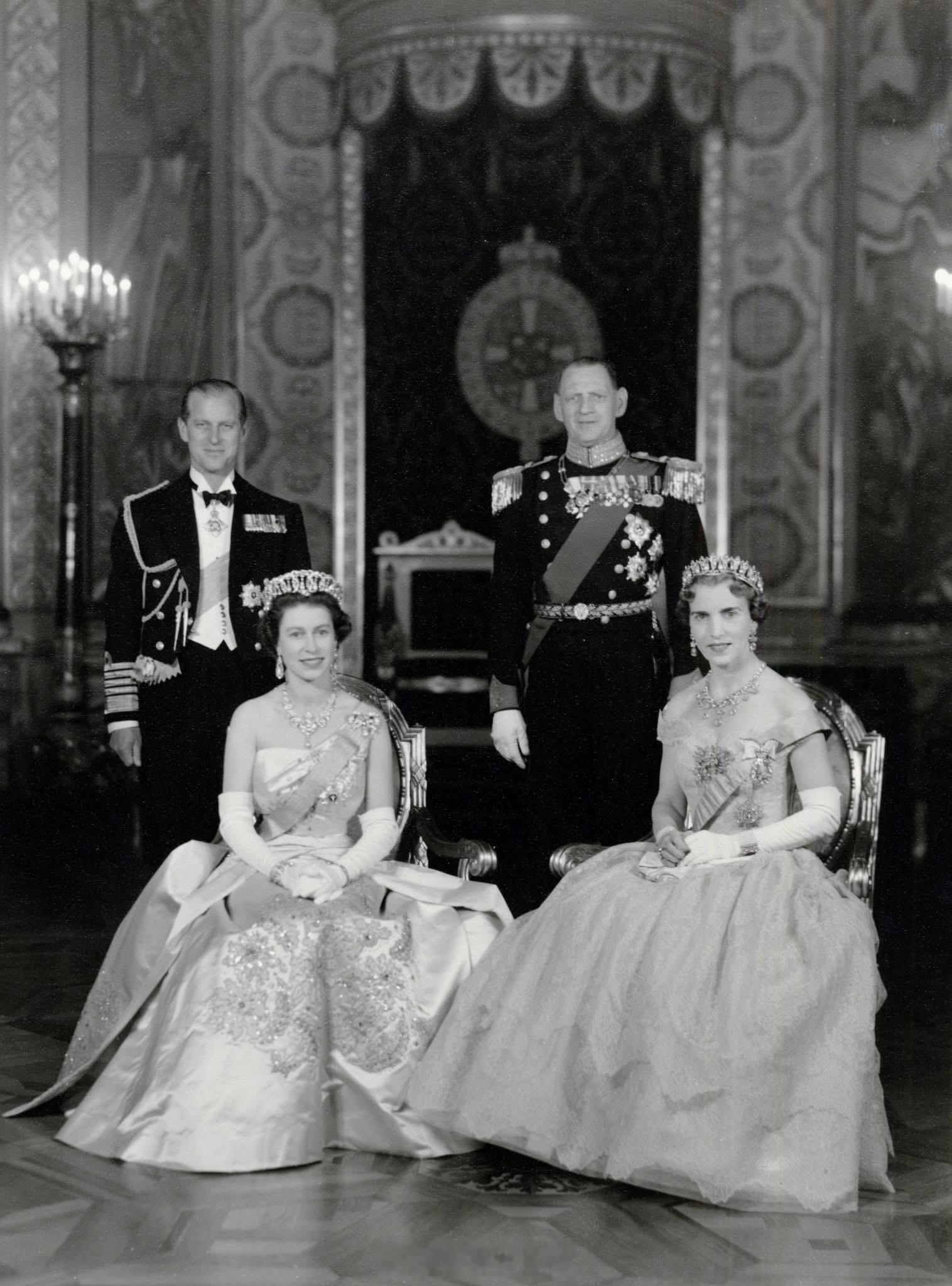 英国王室1957年，伊丽莎白二世女王和爱丁堡公爵菲利普亲王在丹麦哥本哈根的克