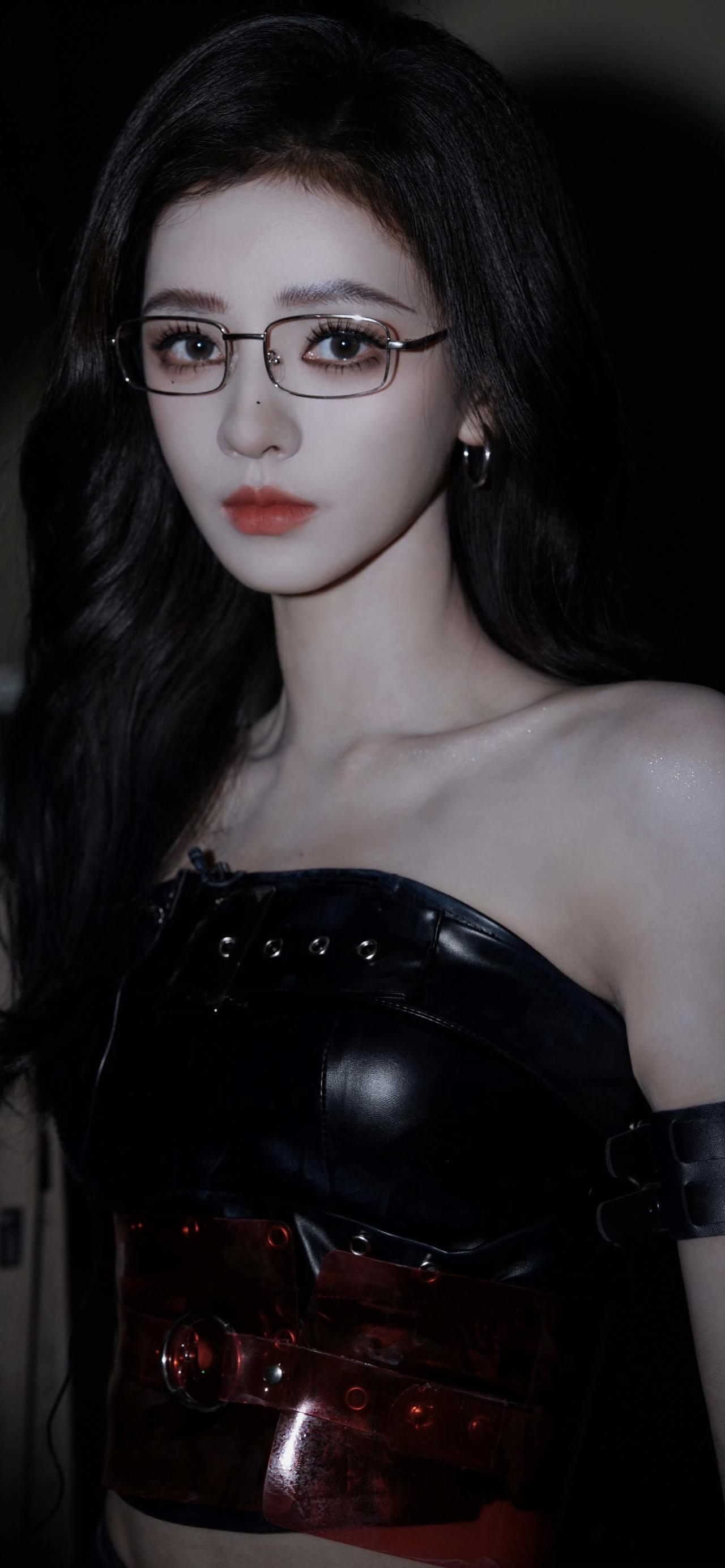 美女壁纸-第6050期-张予曦