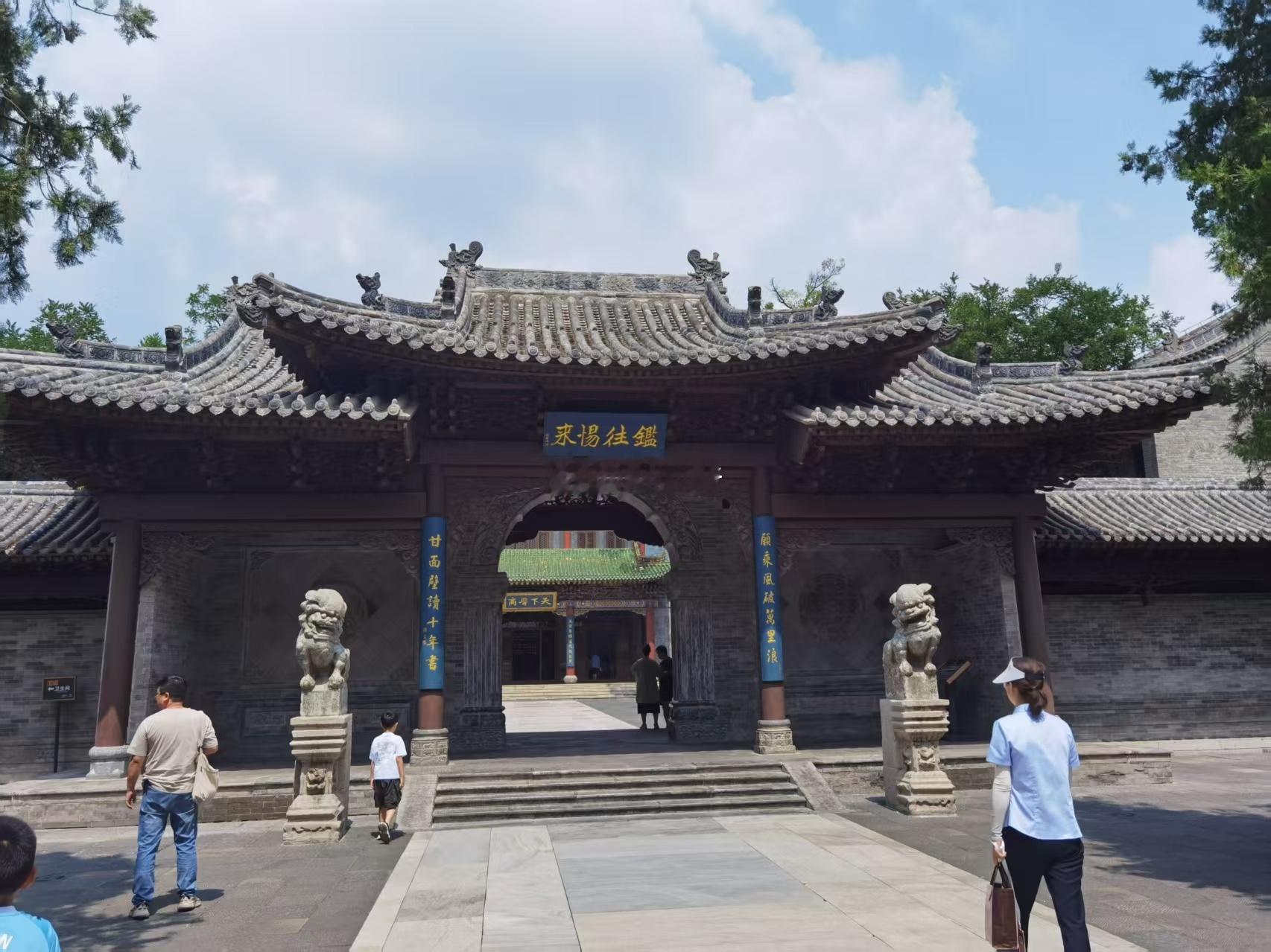 之前讲过所有的中药股中，广誉远与片仔癀是非常独特的存在，因为他们都有大量的拥趸、