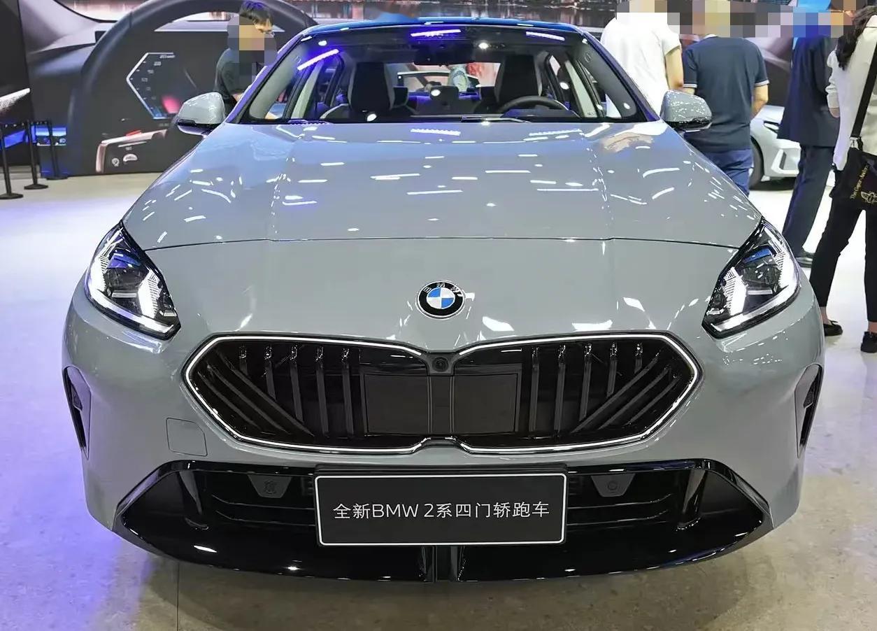 预售20.8万起！全新宝马2系四门版加长轴距+本土化智能配置还保留宝马纯粹