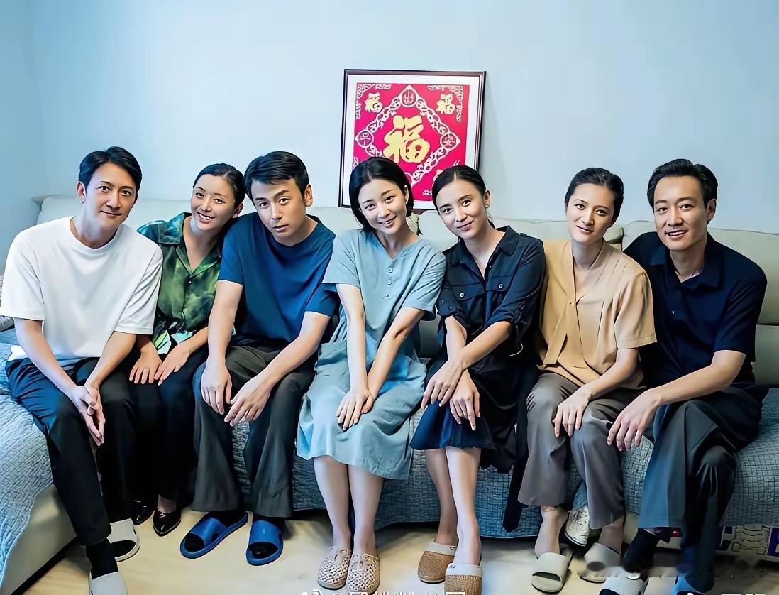 原来他们年轻的时候，关系那么好啊？