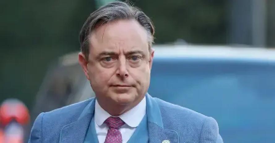 欧洲坐不住的国家越来越多了果然没有猜错，俄罗斯很可能趁着美国陷入战争的时候打