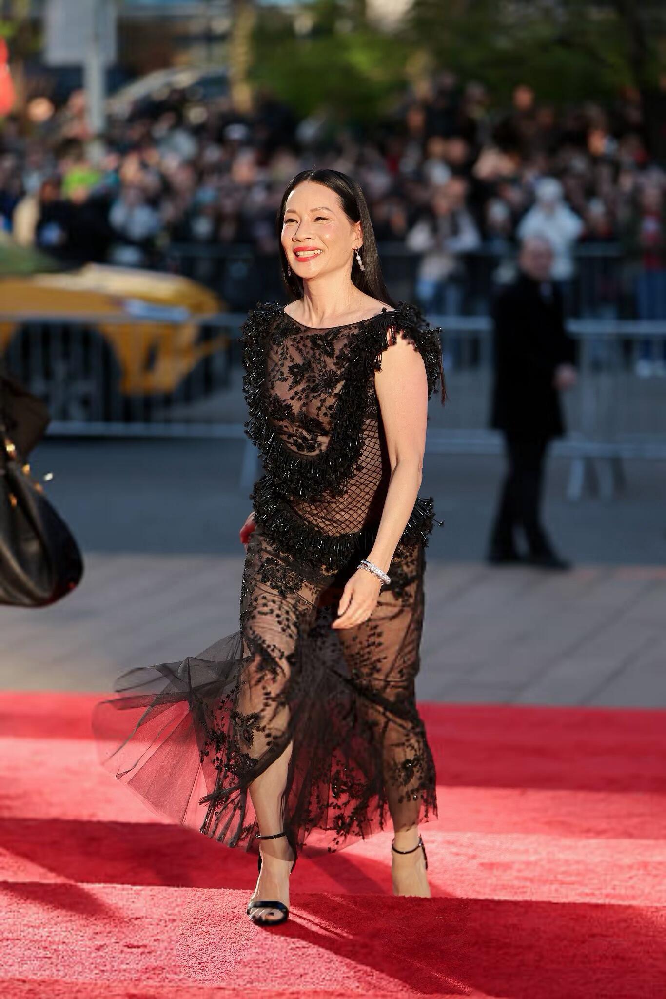 刘玉玲《穿普拉达的女王2》纽约红毯