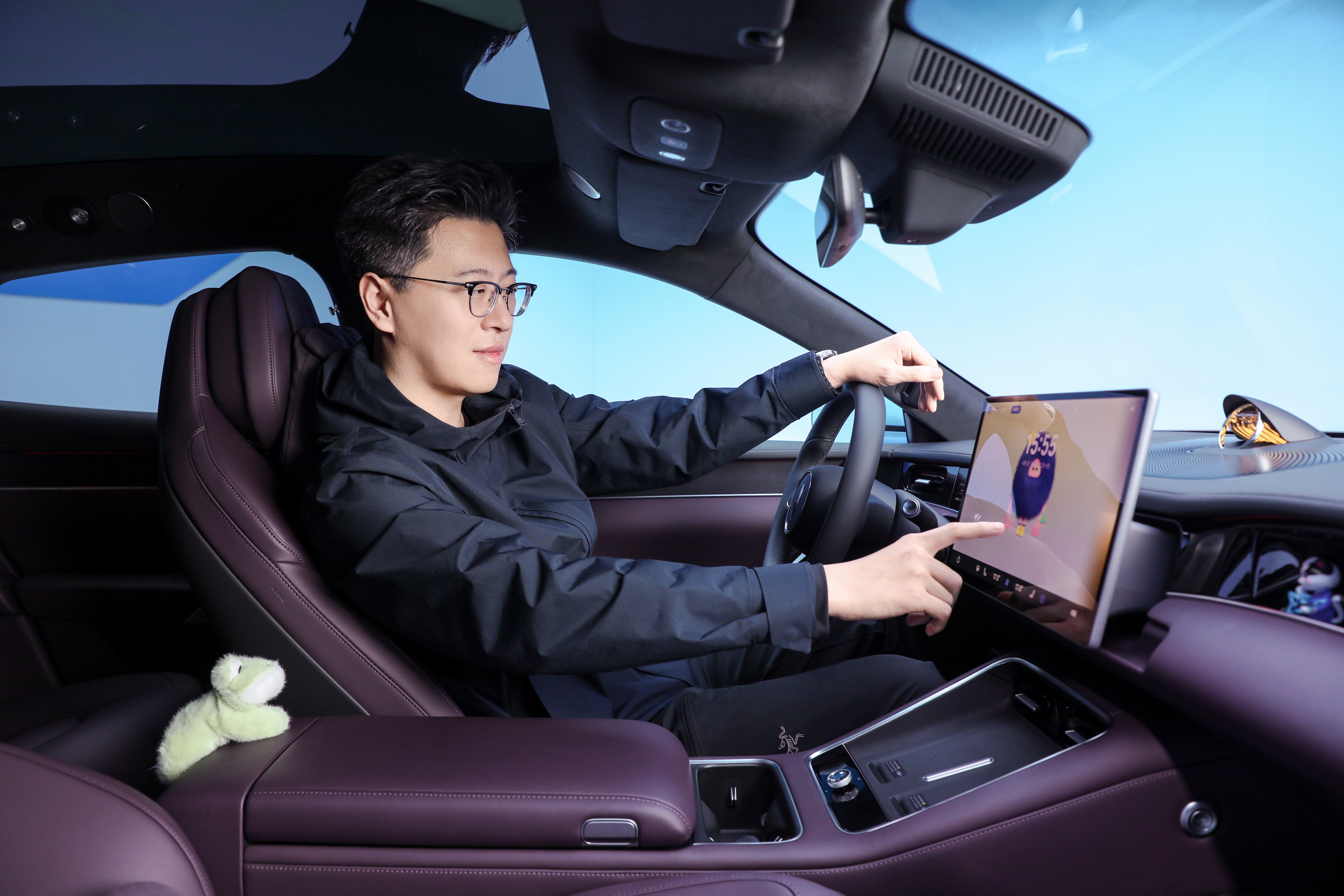 兄弟们，183颜值博主又上线了尚界Z7谁看谁尚头