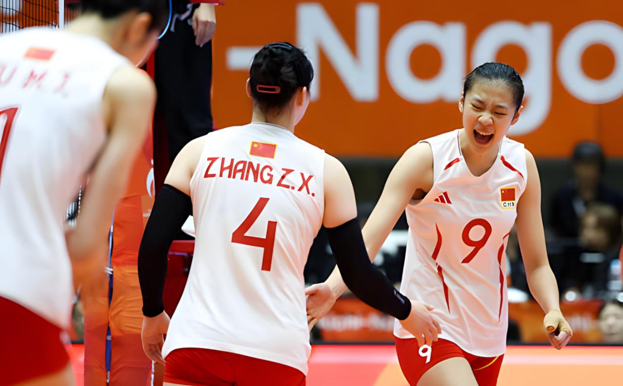 惠若琪点评二传张籽萱，优缺点看得很透，3-0横扫越南晋级四强亚运会女排1