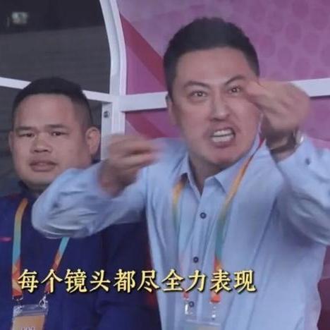 一句“周星驰老师在我眼里不是墙角”，许君聪这犟种一句话，把老前辈李诚儒的面子和那