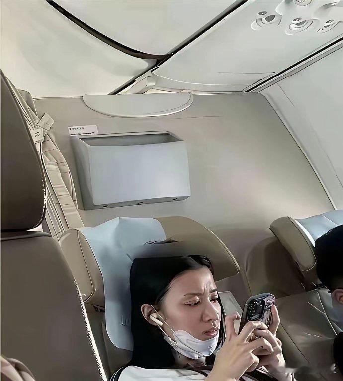 不得不承认，对于女性而言，化妆的重要性不言而喻