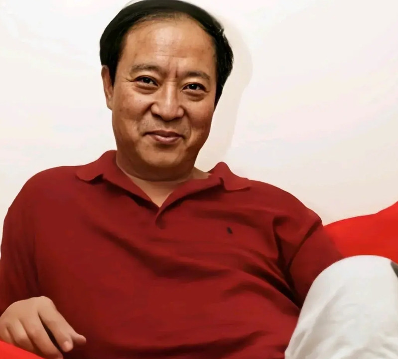 先不管加不加入德云社，牛群老师如果早复出，直播说相声也会火了最近一段时间，牛群