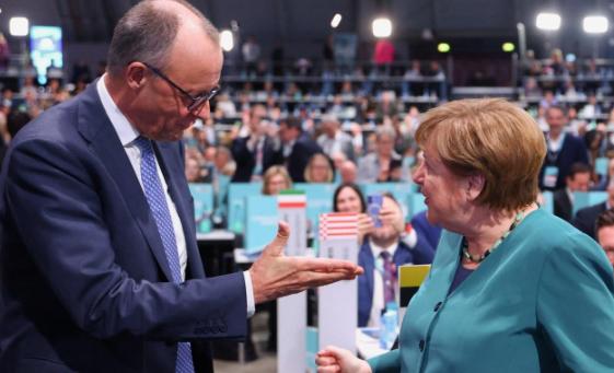 2月25日，德国总理默茨还懂得“自嘲”，他在与中方会谈时说：“我知道，我的前任们