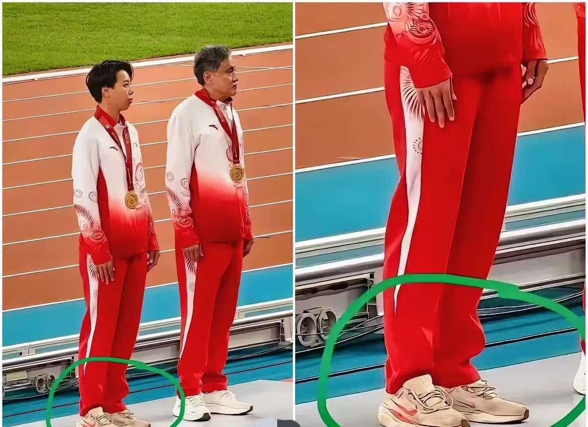 一战成名的刘景扬，背后最大的赢家出现了，怎么也没想到会是刘景扬站在领奖台时穿