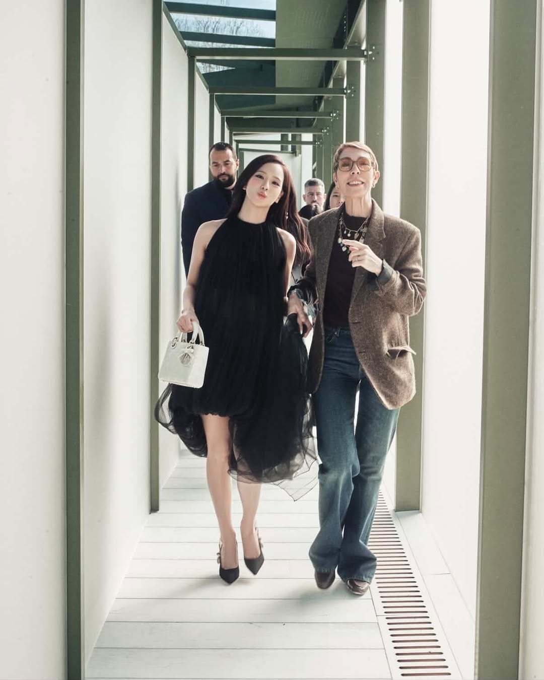 260305MathildeFavier（迪奥全球公关总监）更新Jisoo相