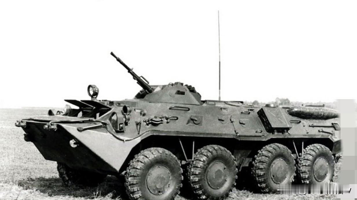 在上世纪八十年代初期的时候，苏联军队使用的轮式装甲运兵车主要还是老式的BTR-7