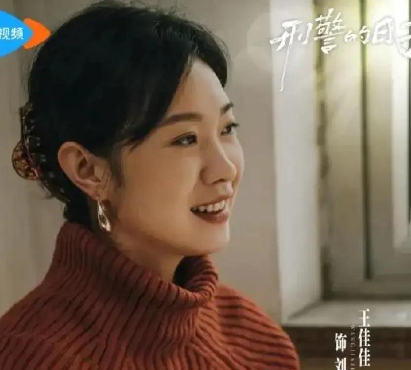 《刑警的日子》15.16集，刘子明（欧豪饰）领方婷婷去看房子，19层快完工了！刘