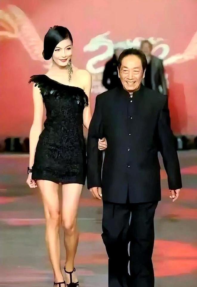 结婚这辈子最大的事，婚礼当天娘家人却集体缺席，一个都不来。这得多大仇？其实没仇