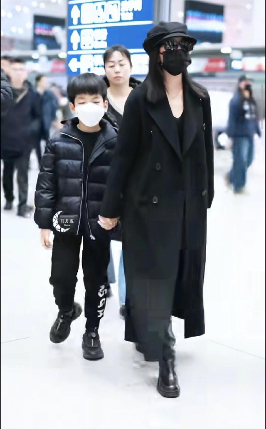 你可以说陈妍希没有边界感，也可以说她绯闻太多，但绝不能说她不是好妈妈。