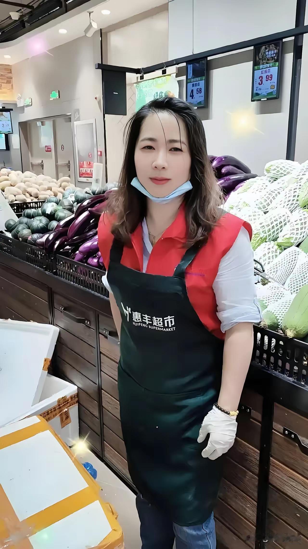 我舅妈是活明白了，59岁还在超市理货，儿媳让她回去带孙子，她让儿媳给她开工资。