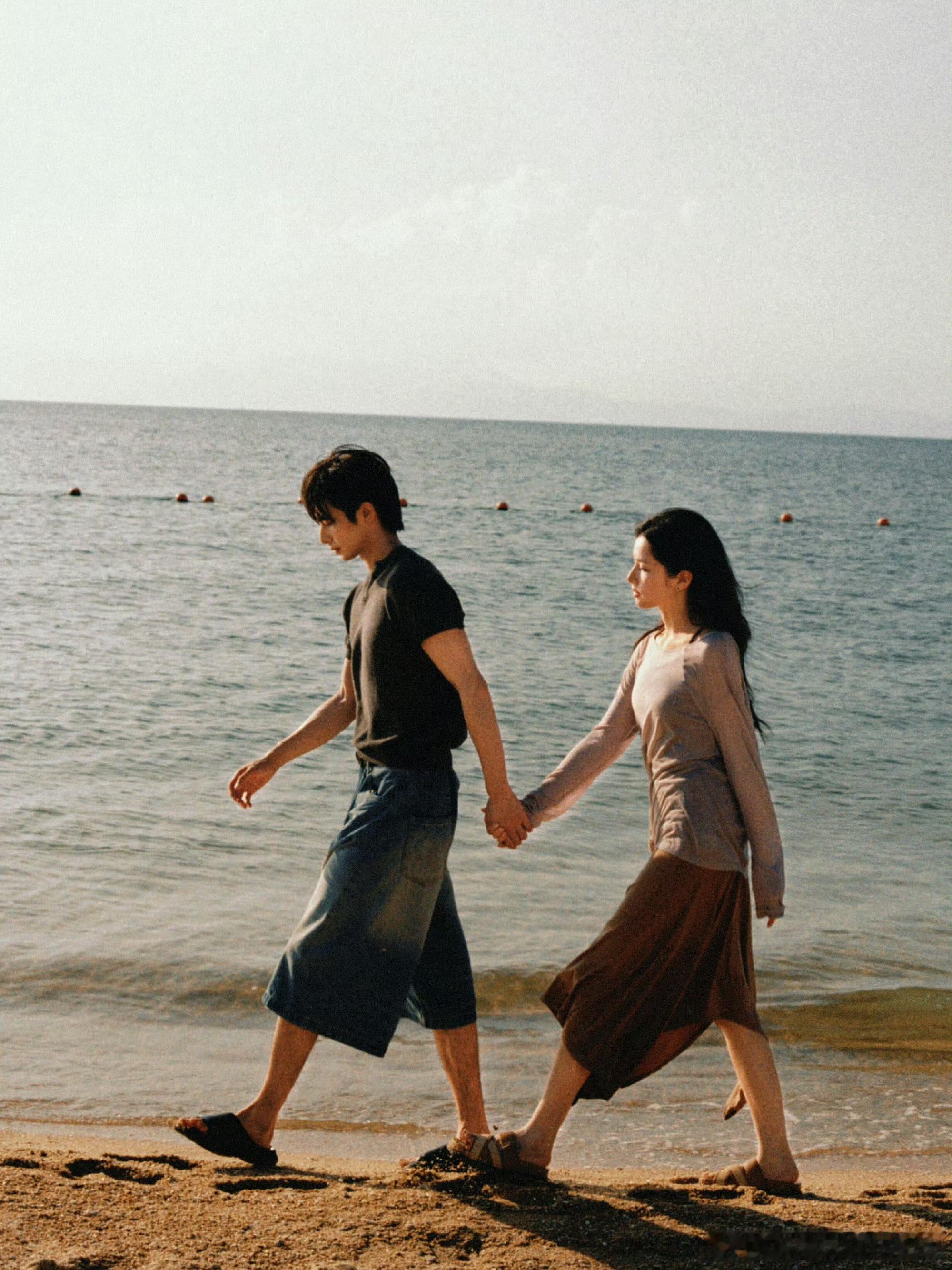 伪骨科现偶选角最对味的一次《野狗骨头》里张婧仪和宋威龙演伪骨科，选角太对味了！同