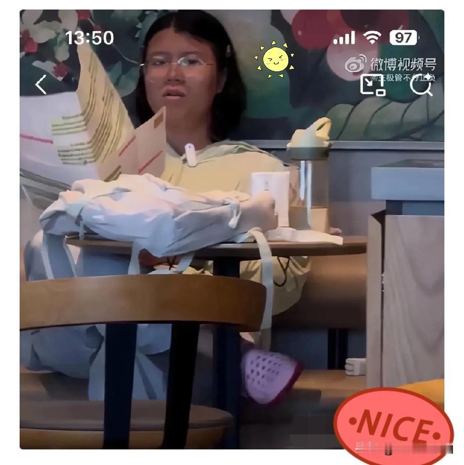 这样的人进入公务员体制才是悲哀，典型的精致利己主义。8月19日，海口一家星